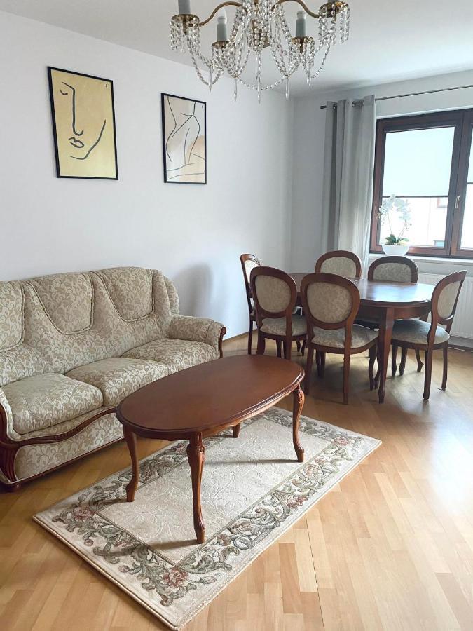 Wakacyjny Apartament Blisko Plazy. Danzica Esterno foto